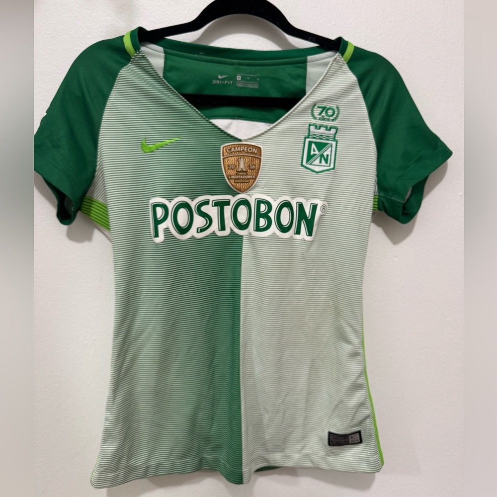 Nike Women's Atlético Nacional Jersey